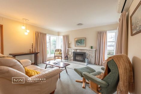 Photo of property in 8 York Avenue, Heretaunga, Upper Hutt, 5018