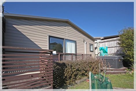 Photo of property in 8 Huia Street, Foxton Beach, Foxton, 4815