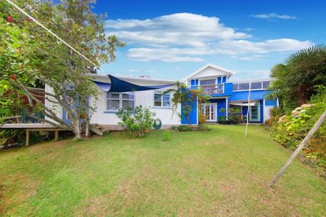 Photo of property in 68 Aramoana Avenue, Devonport, Auckland, 0624