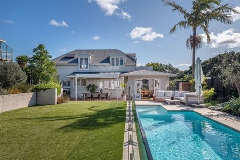 Photo of property in 7 Hauraki Road, Hauraki, Auckland, 0622