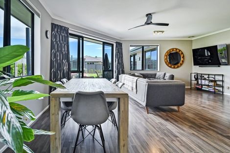 Photo of property in 12 Begley Place, Frimley, Hastings, 4120