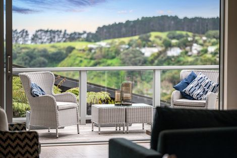 Photo of property in 39b Miro Road, Palm Beach, Waiheke Island, 1081