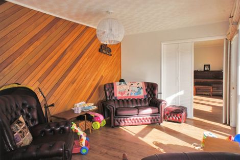 Photo of property in 7 Janome Place, Bucklands Beach, Auckland, 2014