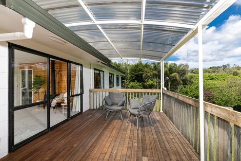 Photo of property in 260a Henderson Valley Road, Henderson, Auckland, 0612