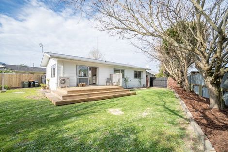 Photo of property in 10 Ashton Place, Highbury, Palmerston North, 4412