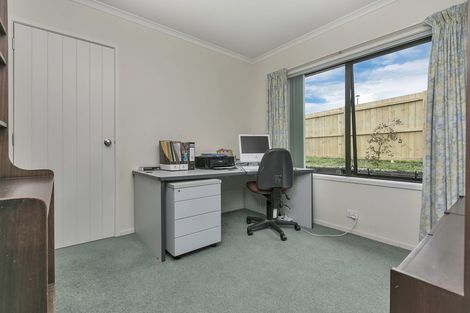 Photo of property in 4 Rush Creek Drive, Westgate, Auckland, 0614