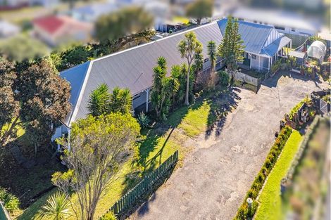 Photo of property in 19 Ruapehu Street, Castlecliff, Wanganui, 4501