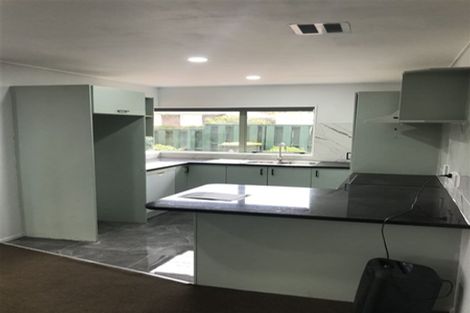 Photo of property in 2 Miles Avenue, Papatoetoe, Auckland, 2025