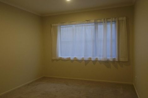 Photo of property in 42 Springvale Drive, Fairview Heights, Auckland, 0632