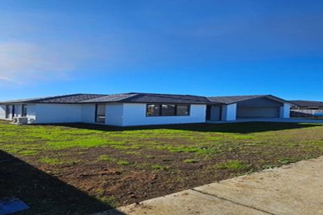 Photo of property in 51 Booker Drive, Tuakau, 2121