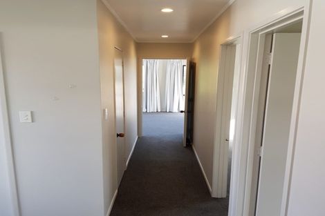 Photo of property in 133a Vodanovich Road, Te Atatu South, Auckland, 0610