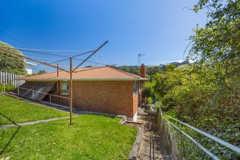 Photo of property in 469 Kaikorai Valley Road, Bradford, Dunedin, 9011