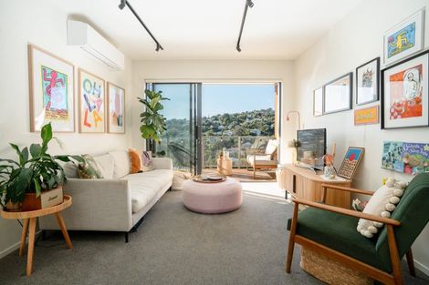 Photo of property in 6/63 Tiketike Way, Brooklyn, Wellington, 6021