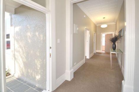 Photo of property in 5 Hargest Crescent, Saint Kilda, Dunedin, 9012