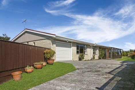 Photo of property in 34 Wesley Avenue, Frankleigh Park, New Plymouth, 4310