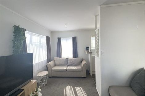 Photo of property in 103 Flat Bush Road, Clover Park, Auckland, 2023