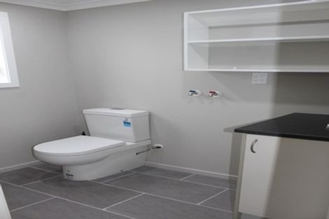 Photo of property in 52 Wesley Street, South Dunedin, Dunedin, 9012