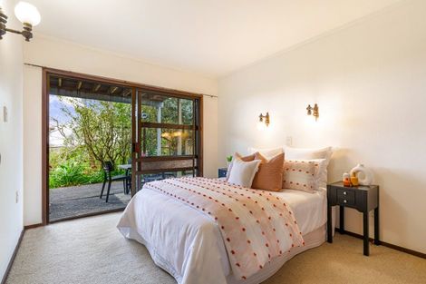 Photo of property in 2/22 Hastings Road, Mairangi Bay, Auckland, 0630