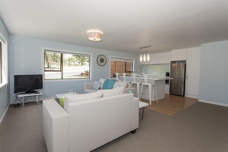 Photo of property in 9 Norman Terrace, Wanaka, 9305