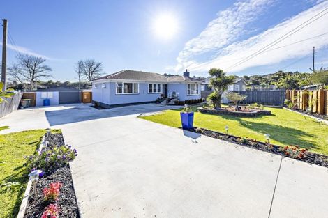 Photo of property in 62 Orams Road, Hillpark, Auckland, 2102
