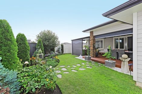 Photo of property in 17 Rakaia Way, Poraiti, Napier, 4112