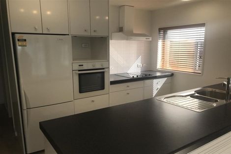 Photo of property in Montreaux Apartments, 10c/164 The Terrace, Wellington Central, Wellington, 6011