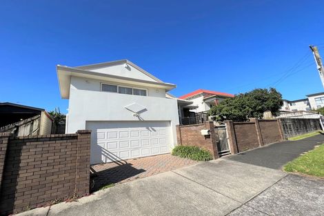 Photo of property in 2a Aroha Avenue, Sandringham, Auckland, 1025