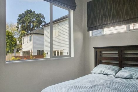 Photo of property in 58a Staveley Avenue, Mount Roskill, Auckland, 1041