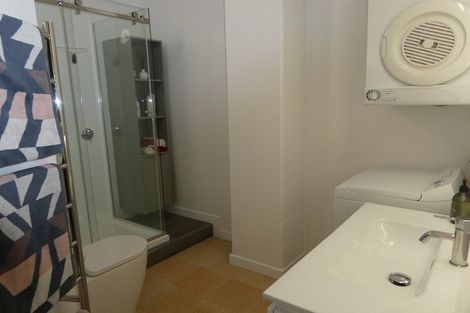 Photo of property in De Vere Apartments, 4/23 Tennyson Street, Te Aro, Wellington, 6011