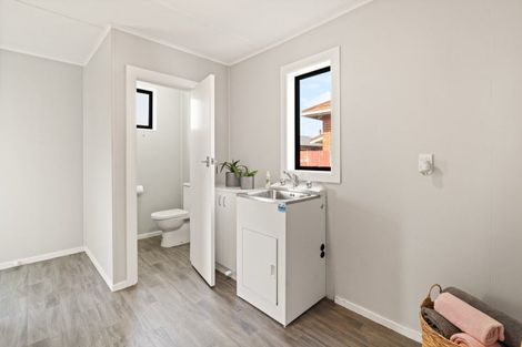 Photo of property in 8 Auld Street, Saint Kilda, Dunedin, 9012