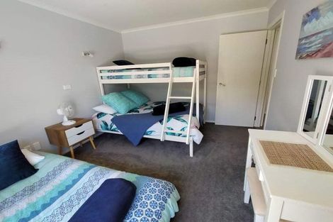 Photo of property in 2/6 Armstrong Grove, Hilltop, Taupo, 3330