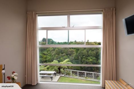 Photo of property in 1a Burgess Hill Road, Burgess Park, New Plymouth, 4371