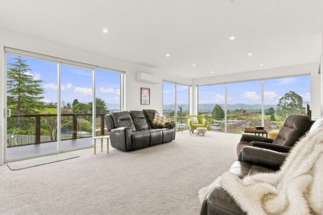 Photo of property in 32 Paterson Road, Mosgiel, 9092