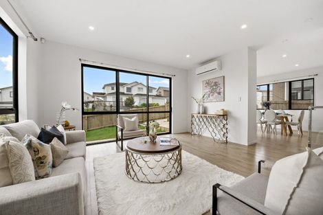 Photo of property in 38b Mcwhirters Farm Lane, Massey, Auckland, 0614