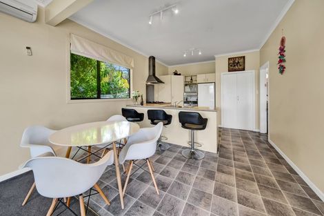 Photo of property in 28 Maratahu Street, Westown, New Plymouth, 4310