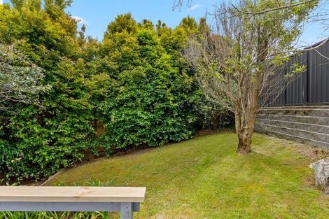 Photo of property in 1/14 Sunward Rise, Glenfield, Auckland, 0629