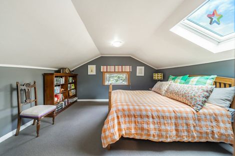 Photo of property in 18 Riddiford Street, Woburn, Lower Hutt, 5011