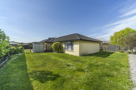 Photo of property in 4 Boston Parade, Kelvin Grove, Palmerston North, 4414