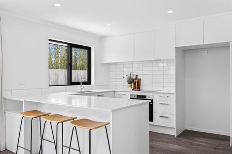 Photo of property in 7 Mcquillan Avenue, Woodend, 7610