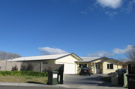 Photo of property in 17 Chelsea Drive, Taradale, Napier, 4112