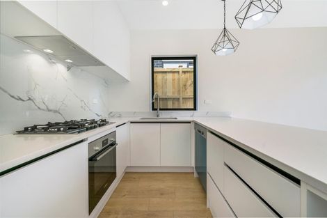 Photo of property in 76a Botany Road, Botany Downs, Auckland, 2010