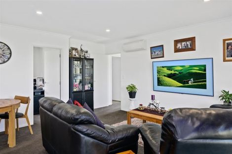 Photo of property in 10 Fryer Road, Hamurana, 3097