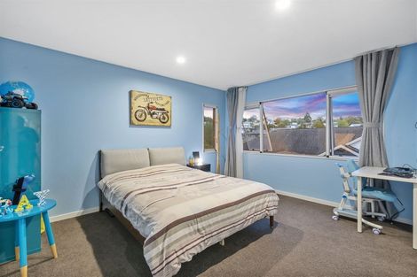Photo of property in 684a Beach Road, Browns Bay, Auckland, 0630