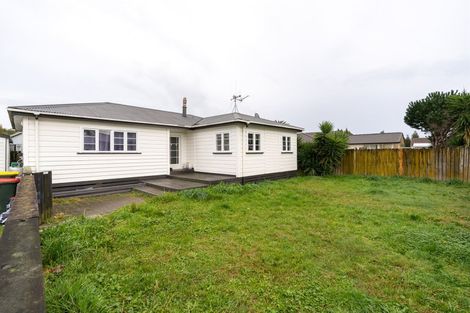 Photo of property in 143 Avalon Drive, Nawton, Hamilton, 3200