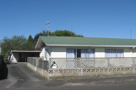 Photo of property in 3 Russell Street, Whanganui, 4500