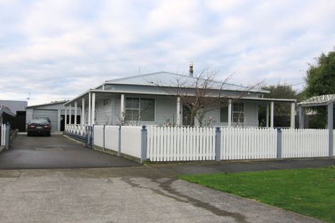 Photo of property in 12 Carlisle Street, Milson, Palmerston North, 4414