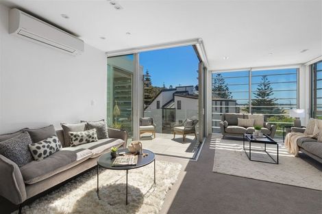 Photo of property in 9/22 Esplanade, Sumner, Christchurch, 8081