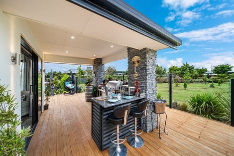 Photo of property in 11 Whitcombe Place, Darfield, 7571