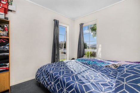 Photo of property in 3/3 Eulogy Place, Randwick Park, Auckland, 2105