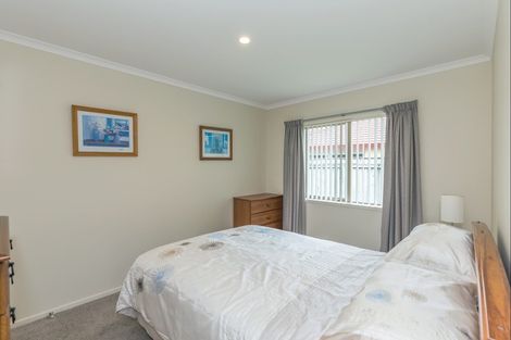 Photo of property in 5 Ahmad Close, Levin, 5510